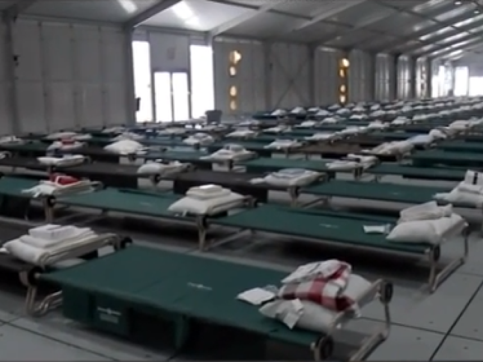 Room with beds for asylum seekers